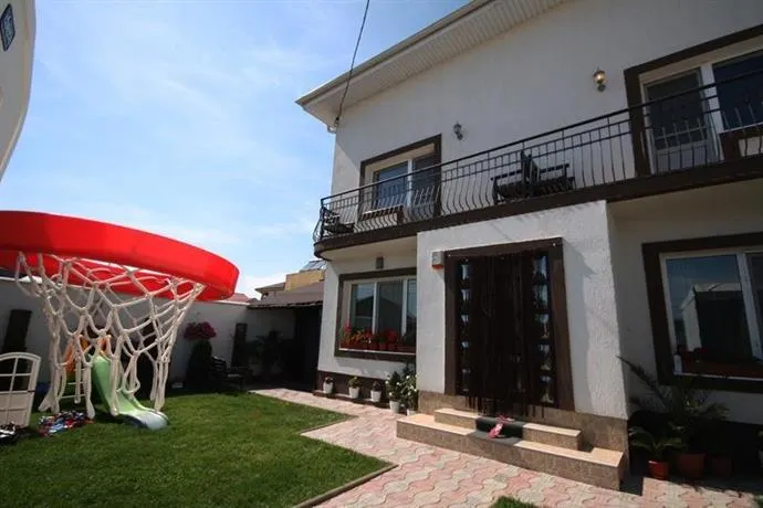 Vila Albertino - Image 1