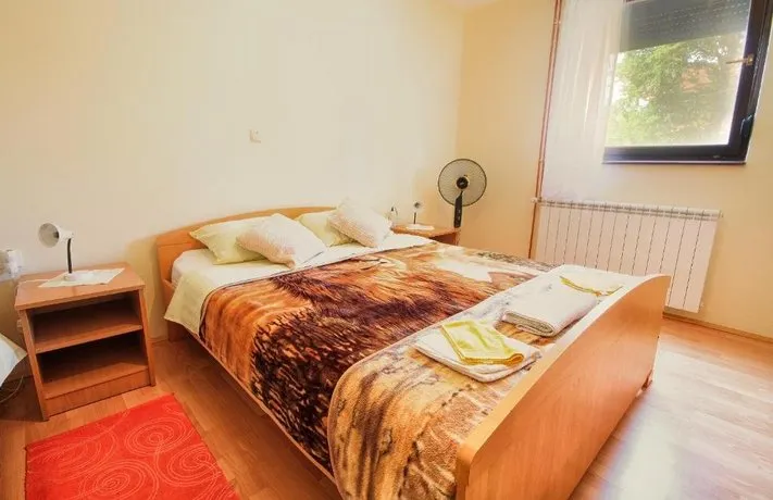 Apartments Sabljak - Image 1