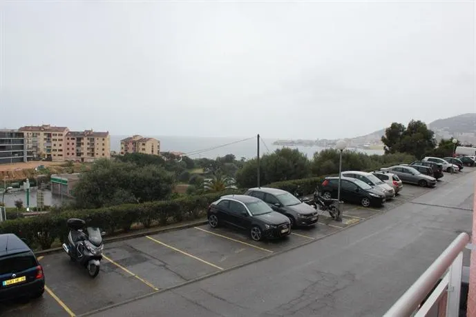 F2 Aspretto - Image 1