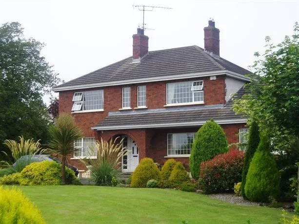 Meadow View B&B - Image 1