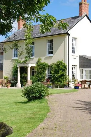 Larkbeare Grange - Image 1