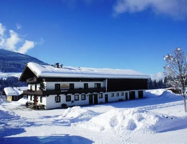 Berghütte Burgweghof Jugendgästehaus - Image 1