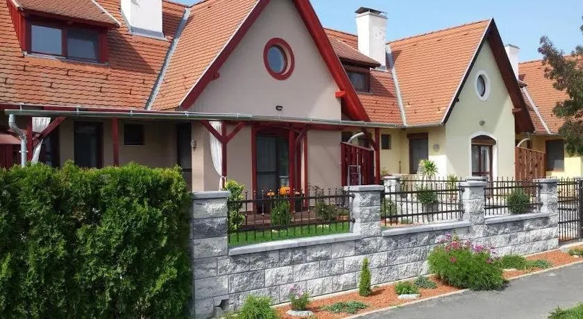 Boróka Apartman Lenti - Image 1