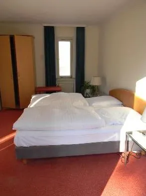Hotel Silke - Image 1