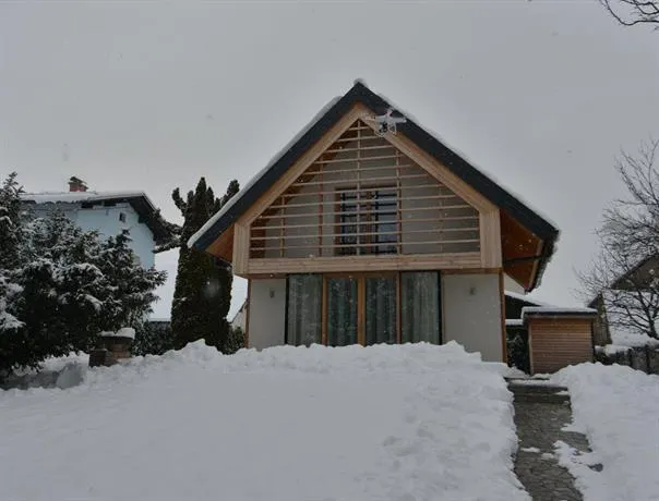 Chalet Mm - Image 1
