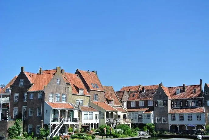 Hotel Restaurant Het Roode Hert - Image 1