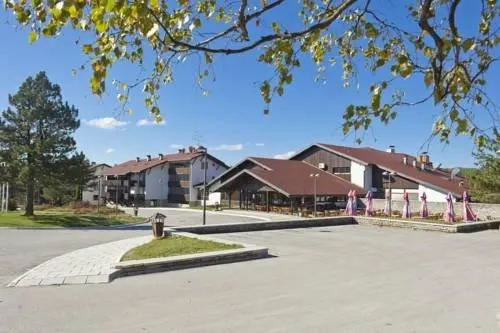 Divcibare Hotel - Image 1