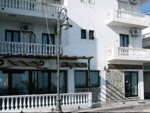 Hotel Nettuno Cariati - Image 1