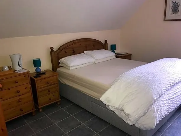 Riverside Cottage B&B - Image 1