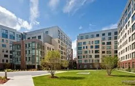 Third Square Apartments by Oakwood - Image 1