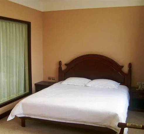 Royal Seaview Holiday Hotel - Image 1