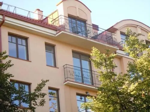 Milo Apartment - Image 1
