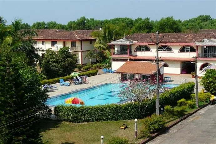 Clarem Guest House - Image 1
