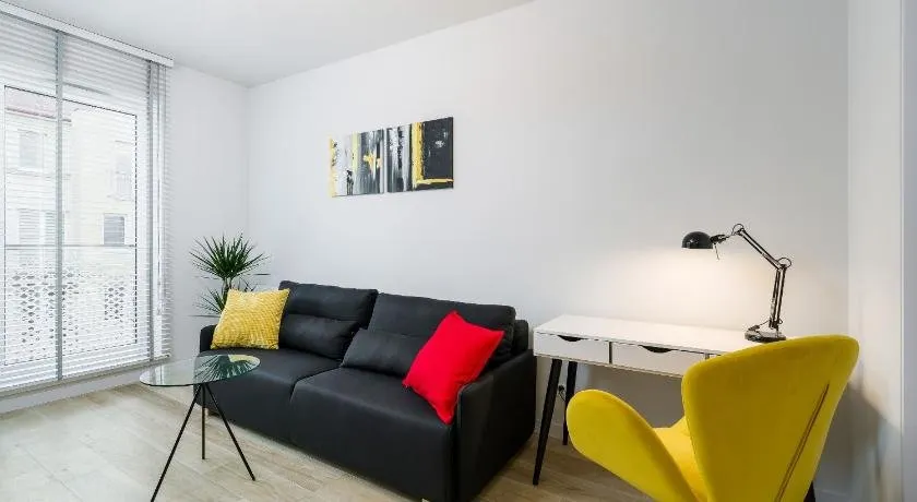Apartments Poznan Fabryczna by Renters - Image 1