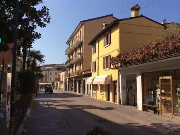 Borgo Cavour Apartaments - Image 1