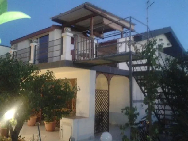 Granelli Di Sabbia Village - Image 1