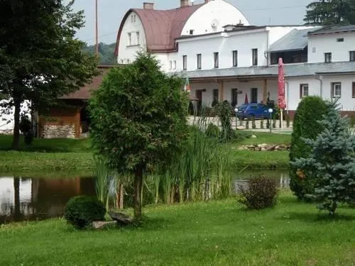 Hartaclub - Image 1