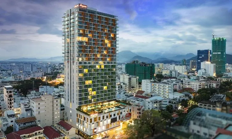 ARIYANA SMARTCONDOTEL NHA TRANG - Image 1