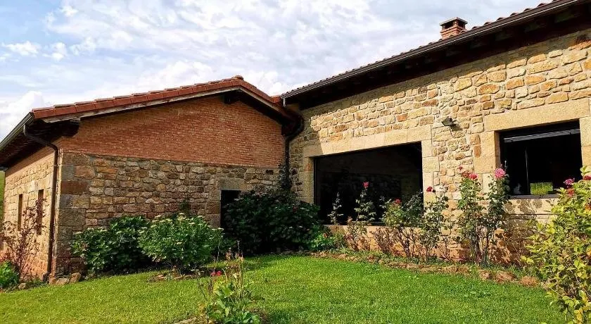 The farm - Image 1