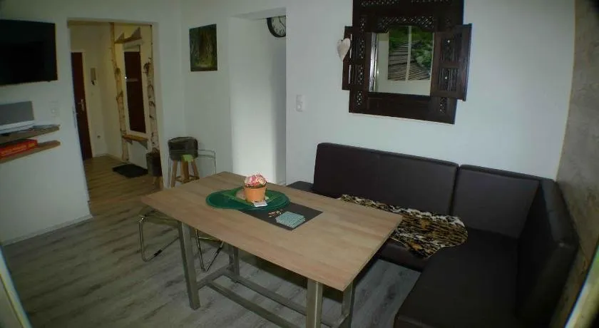 Apartment Edith Top 1 - Image 1