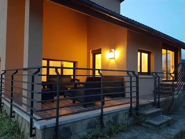 Cal Miro Nou - Image 1