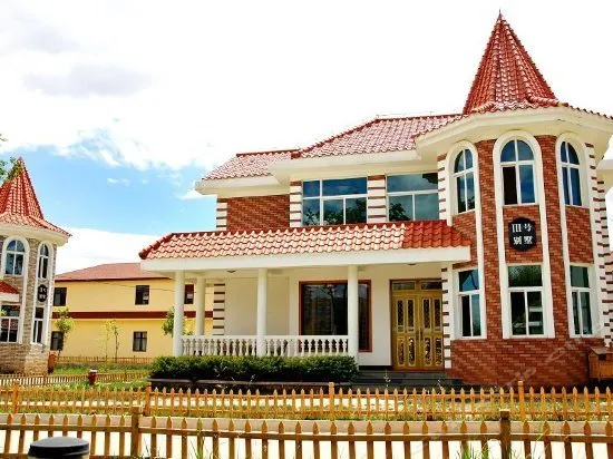 Red Manor - Image 1