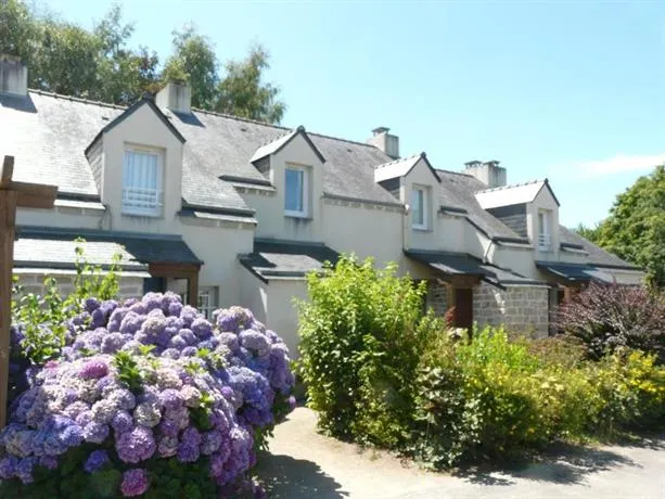 Les cottages du golf à Ploemel - Image 1
