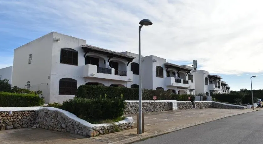 Apartamentos Els Vents. Son Parc - Image 1