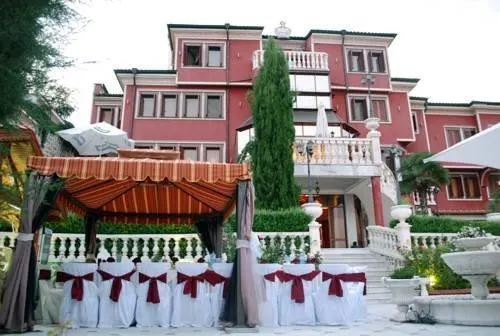 The Old Town Residence - Image 1