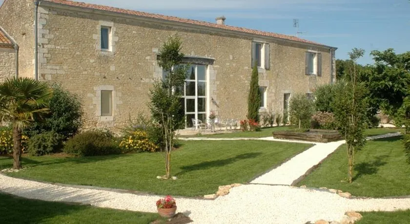 Le Domaine de La Chasse - Image 1
