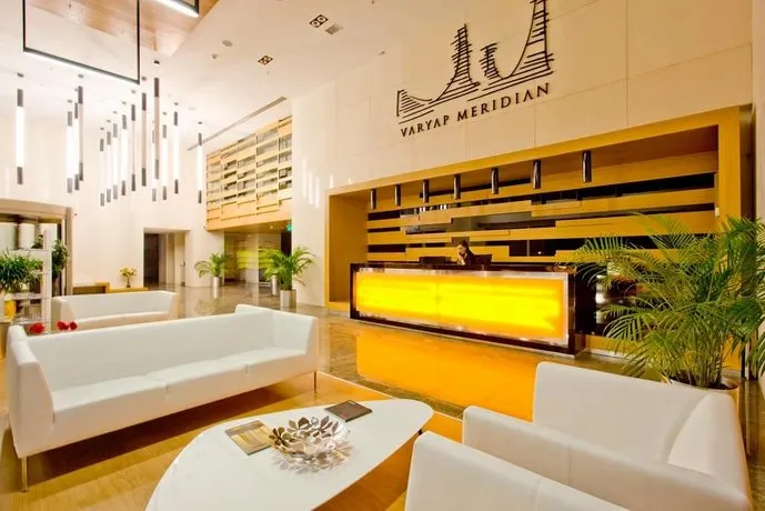 Ozay Suites Meridian - Image 1