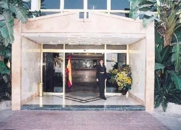 Bali Hotel - Image 1