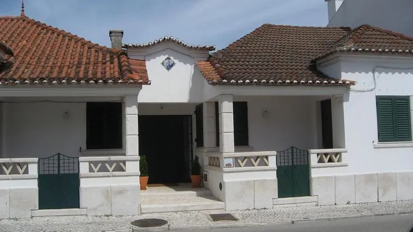 Parreirais Dos Moquinhos - Image 1