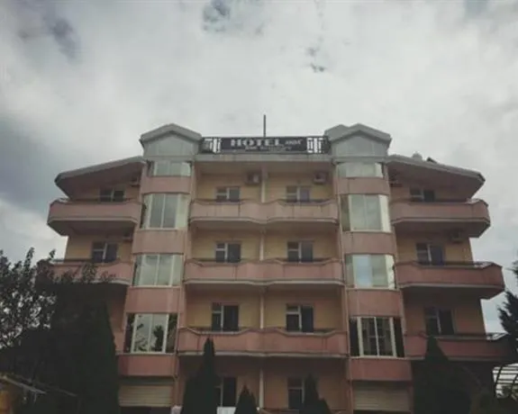 Hotel Arda Velipoje - Image 1
