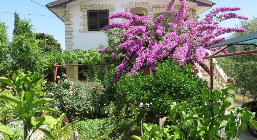 Apartments Katina - Image 1