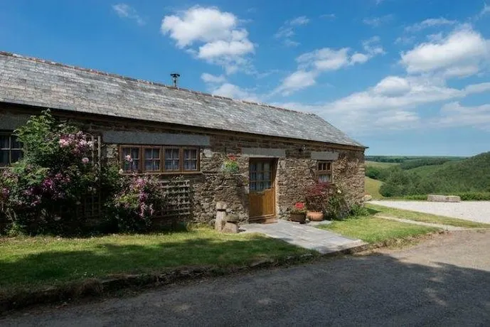 The Sett - Image 1