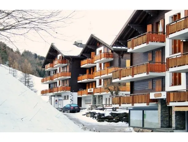 Mayens De L'Ours Cz 013 - Mountain Apartment 8 Per - Image 1