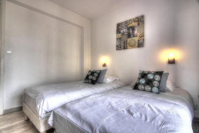 Livia Cannes Palm Beach 4LG - Image 1