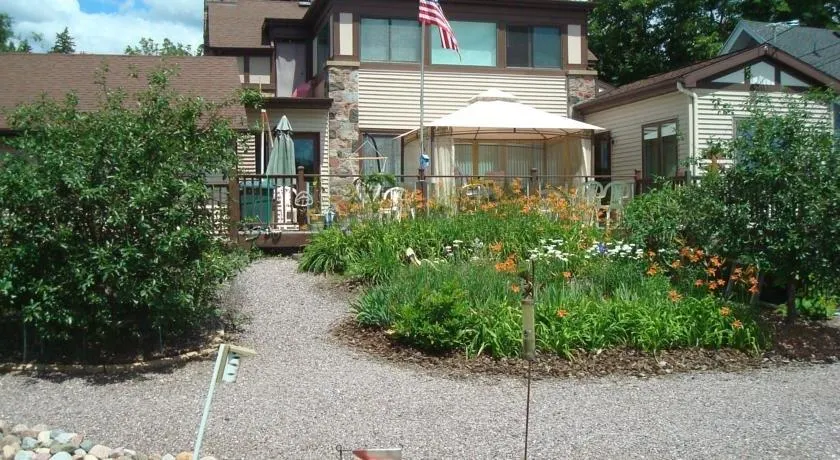 River House at the Portage - Image 1