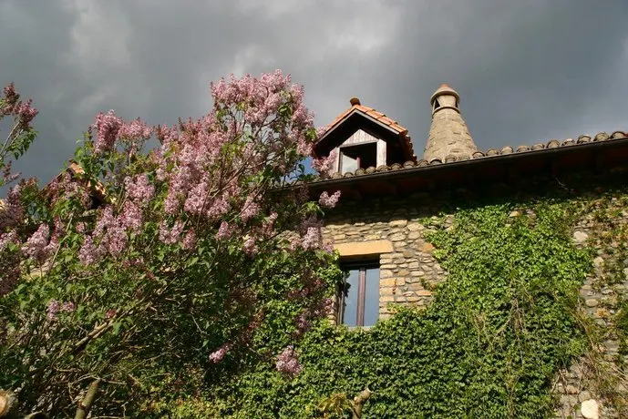 Los Cerezos - Image 1