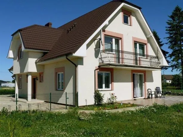 Family Homes - Bed & Bike Guesthouse - Image 1