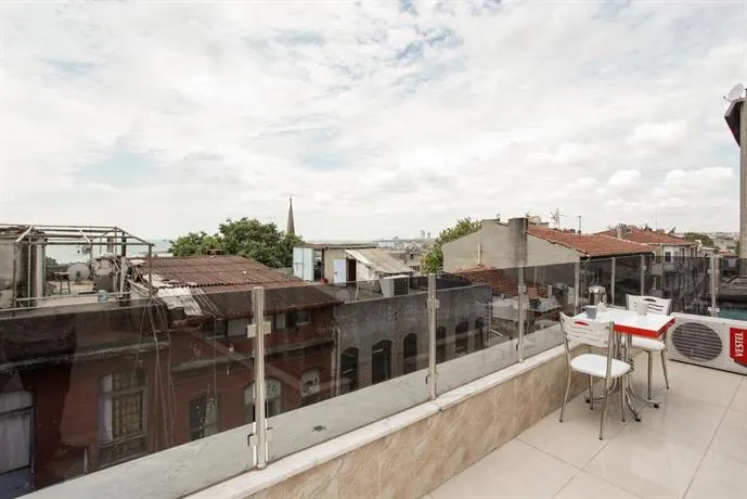 La Luna Suites Istanbul - Image 1