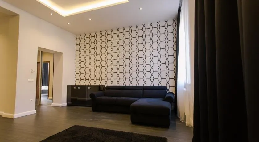Hotel Ankavi - Image 1