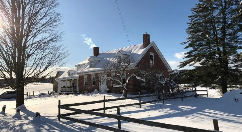 Country Farmhouse - Image 1
