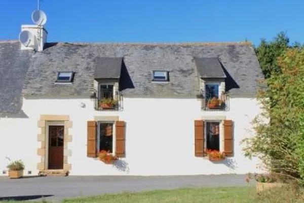 Men Hir, Muzillac - Image 1