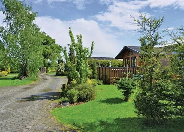 Hollybrook Lodges - Image 1