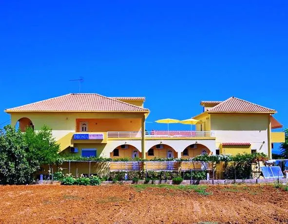 Drosia Apartments - Image 1
