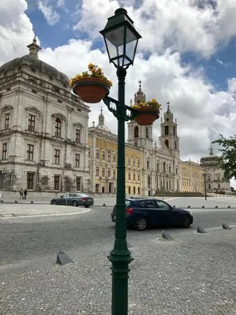 Betty House Mafra - Image 1
