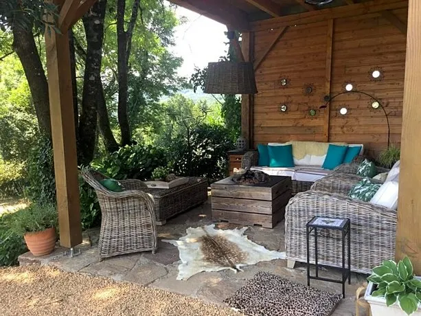 La Maison Bleue - Image 1