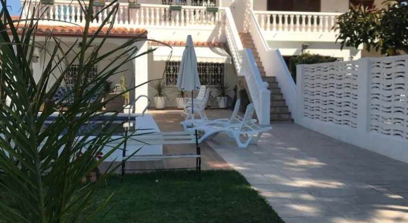 Apartamento independiente en chalet - Image 1
